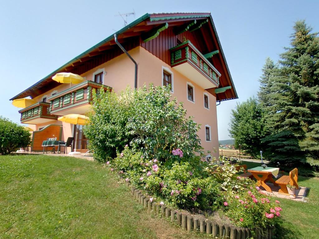 Ferienwohnung Cornelia Bad Birnbach Dış mekan fotoğraf